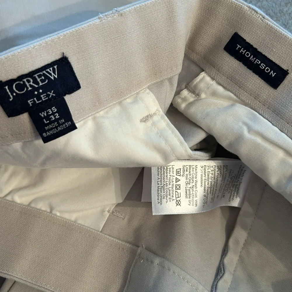 🌼3/$12 J.Crew Flat-front Pants